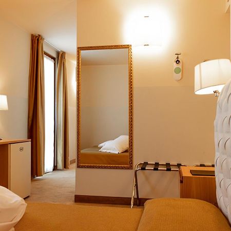 Dependance Silvestro Hotel Garda  Exterior foto