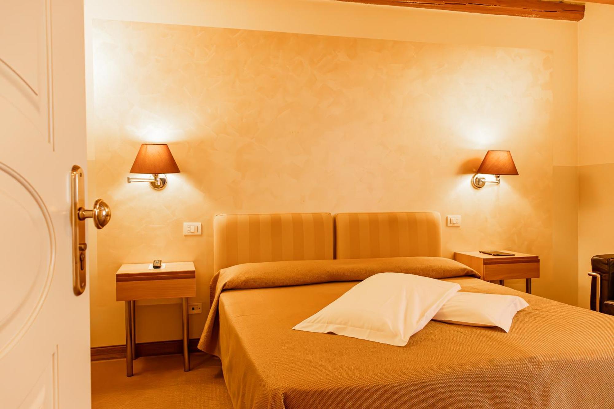Dependance Silvestro Hotel Garda  Exterior foto